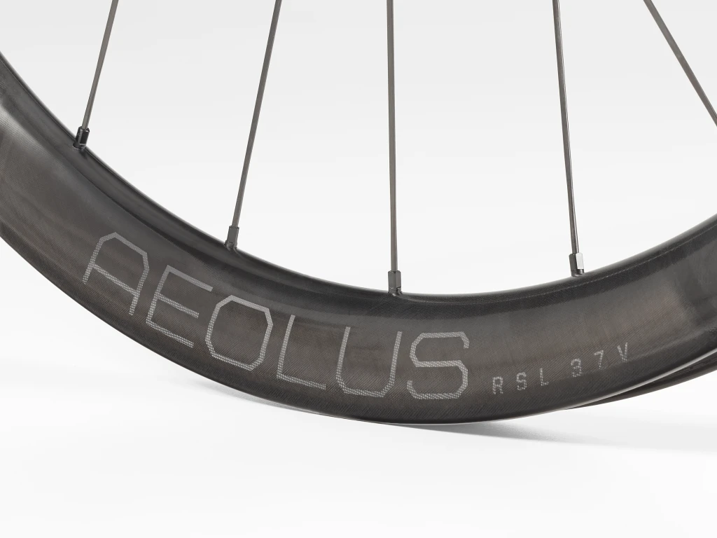 Bontrager Aeolus RSL 37V TLR