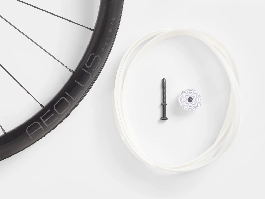 Bontrager Aeolus RSL 37V TLR