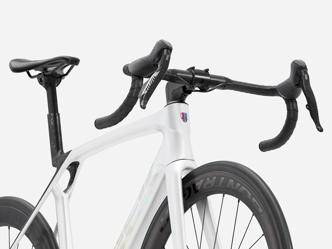 Bicicleta Trek Madone SL 6 AXS Gen 8