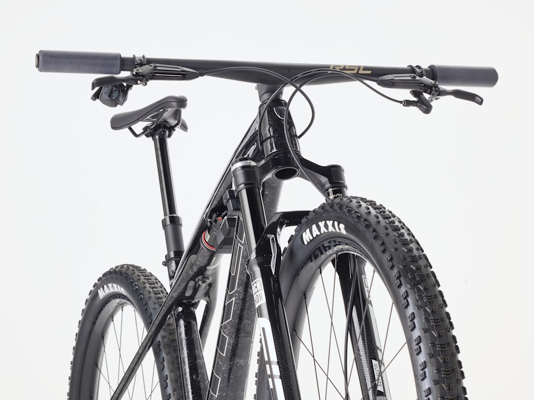 Trek Supercaliber SLR 9.8 X0 Flight Attendant 26
